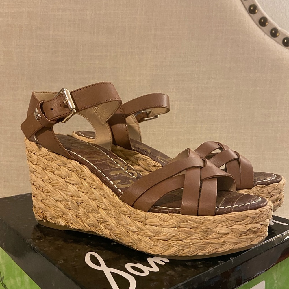 Sam Edelman Tan Wedge Sandal in excellent used condition, worn out 1-2 times
